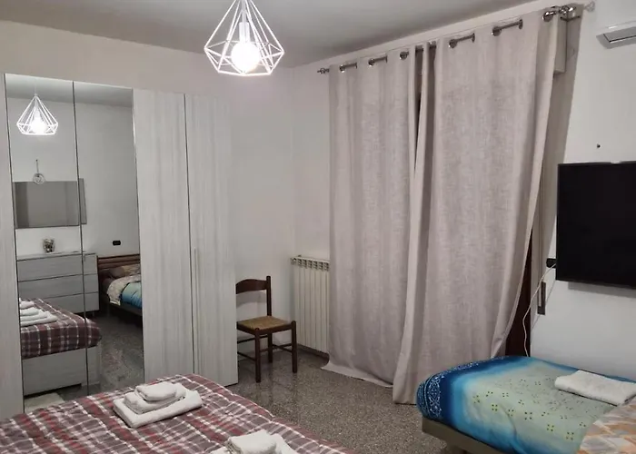 Marusia ゲストハウス 3*